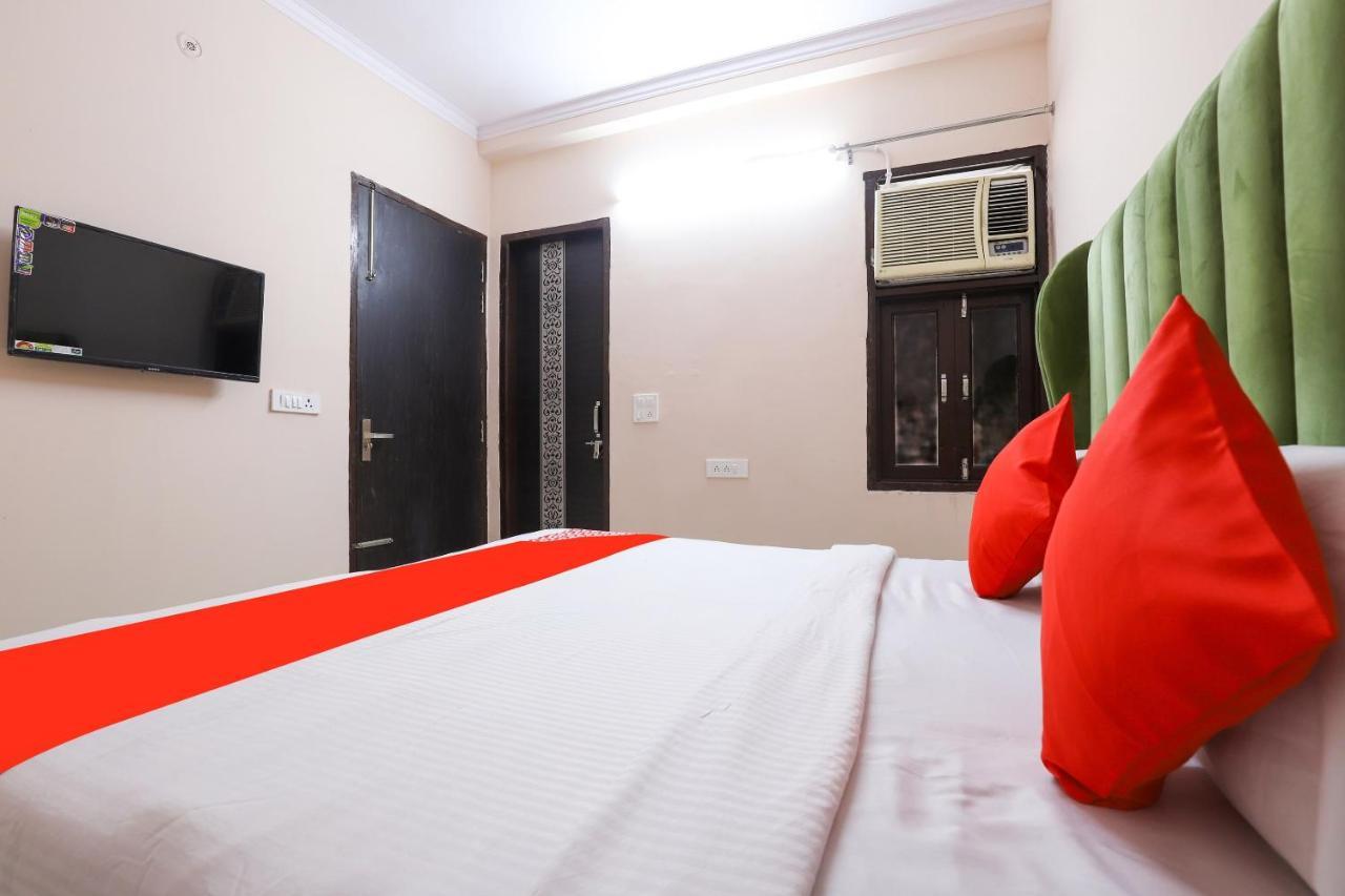 Oyo 77819 Shahdara Inn Nové Dillí Exteriér fotografie