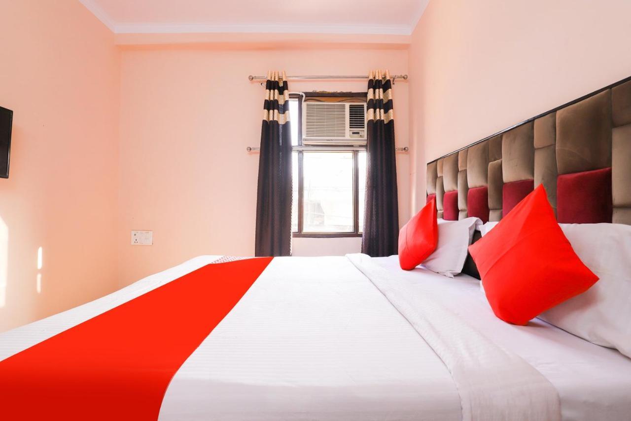 Oyo 77819 Shahdara Inn Nové Dillí Exteriér fotografie
